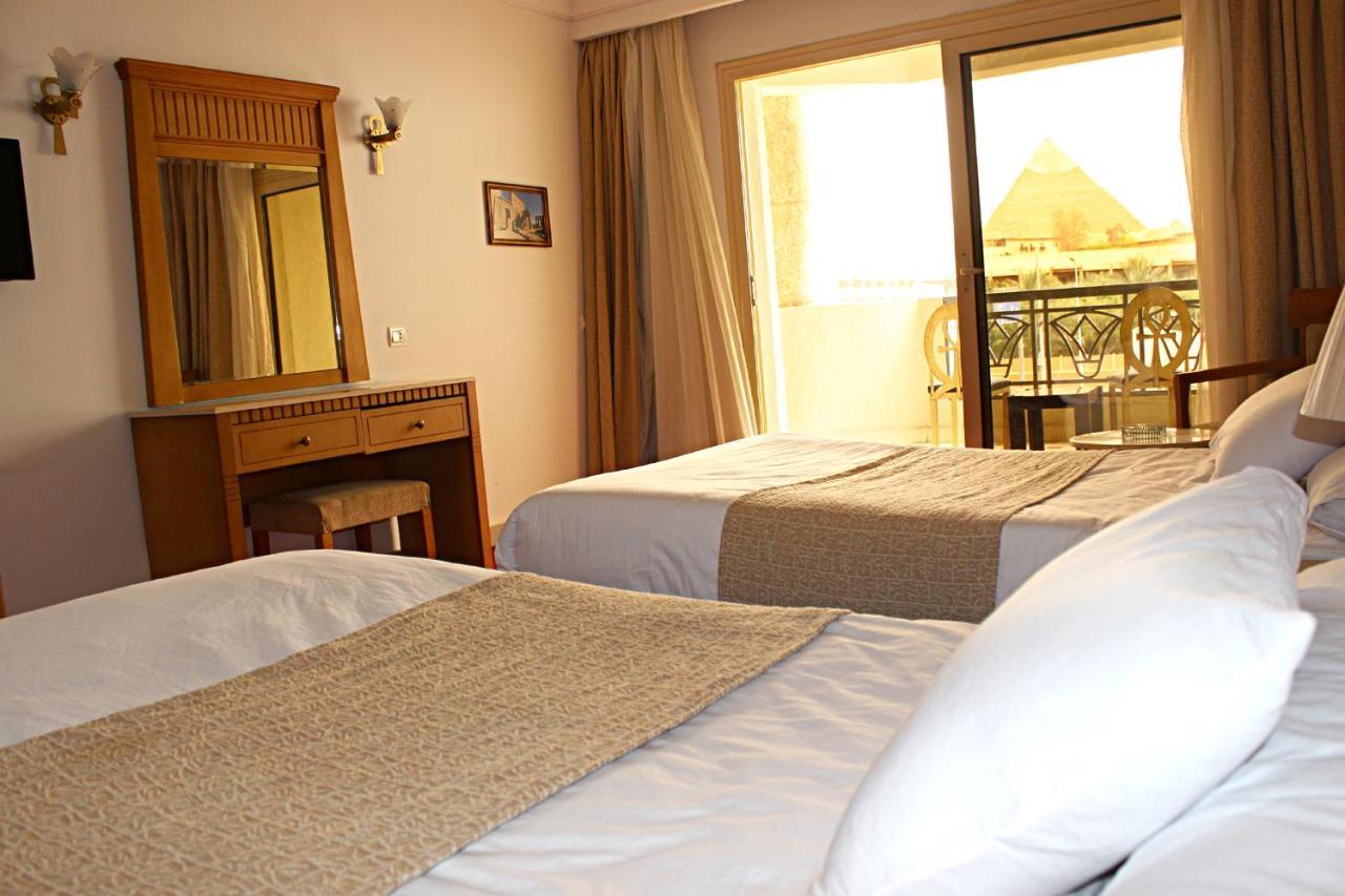 Regency Pyramids Hotel Kafret el-Gabal Kültér fotó