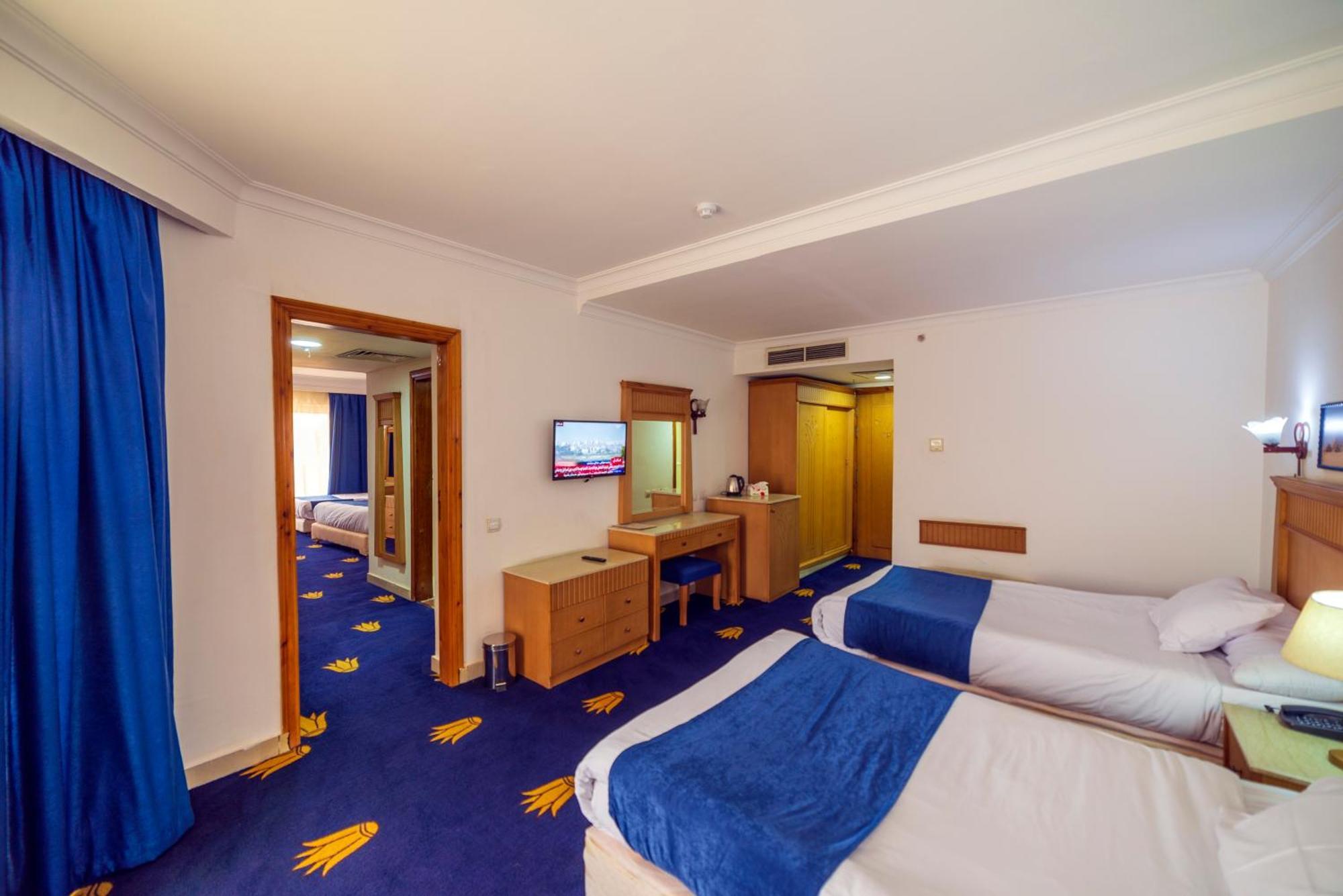 Regency Pyramids Hotel Kafret el-Gabal Kültér fotó